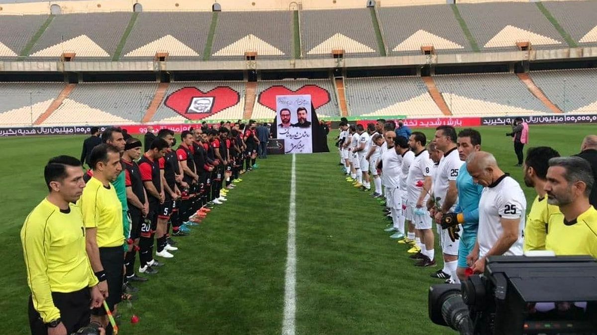 برتری ستارههای ۹۸ مقابل منتخب سرخابیها