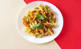 این ادویه‌ها ماکارونی را خوشمزه و متفاوت می‌کنند