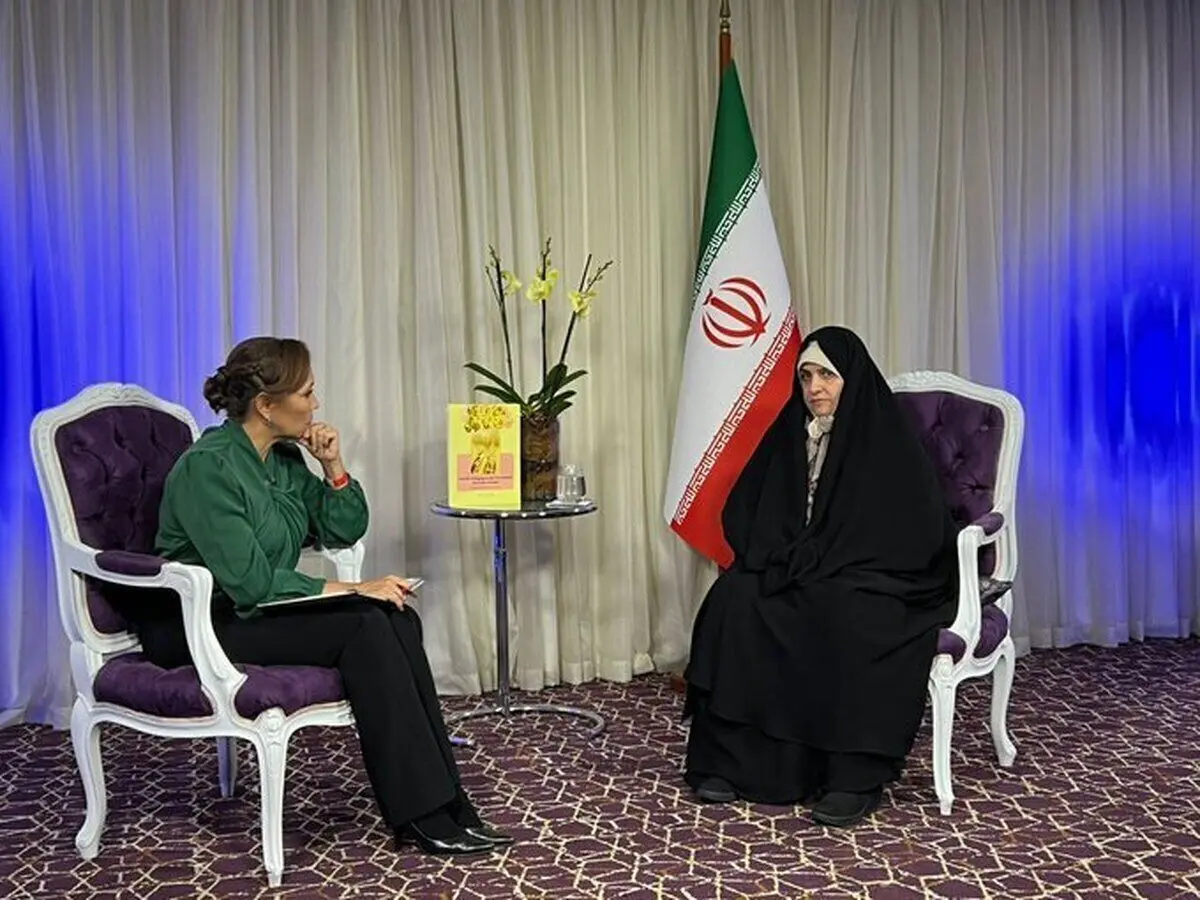 مثبت و منفی گفت‌وگوی جمیله علم‌الهدی/ از درختان دانشگاه بهشتی تا خندیدن به آمریکا