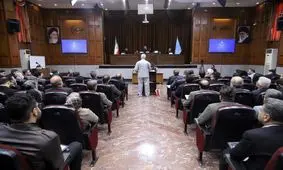 ادامه رسیدگی به پرونده چای دبش در دو نوبت صبح و عصر/ قاضی پسندیده: اگر رد مال به بانک‌ها تا پایان رسیدگی به پرونده انجام شود، در حکم دادگاه تاثیر خواهد داشت/ ماجرای وارادت چای‌های کنیایی که هندی جا زده شدند