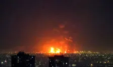 تایم‌لپس شبی که انبار نفت‌ تهران بمباران شد/ ویدئو

