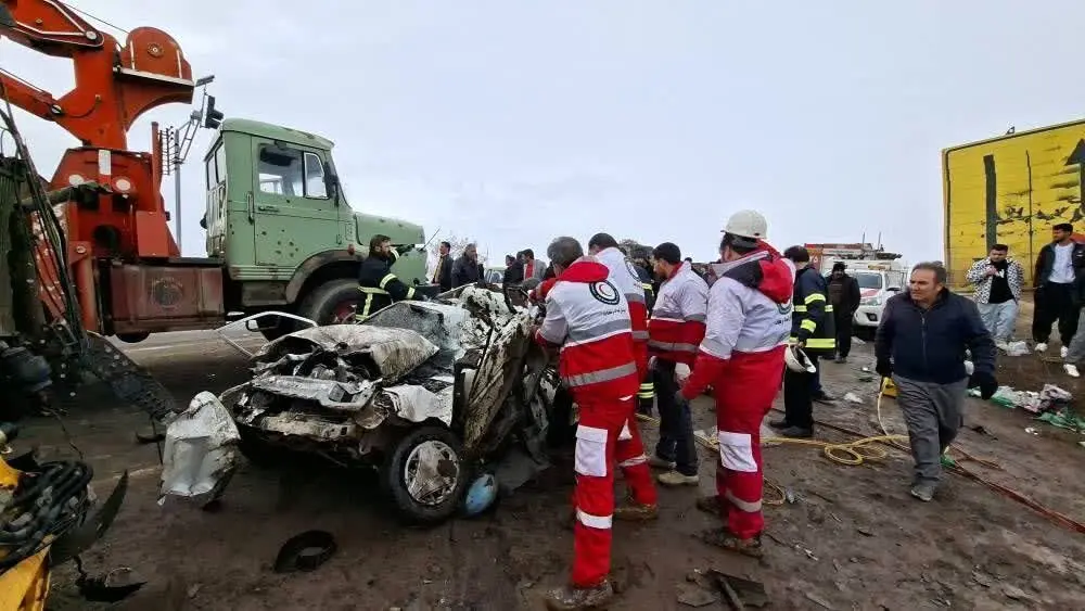 تصادف زنجیره‌ای در محور دیواندره- سقز سه کشته برجاگذاشت/ ویدئو