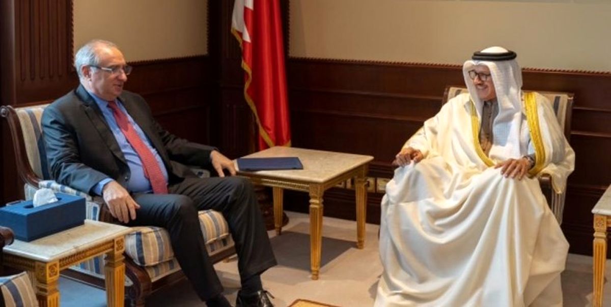 دیدار سفیر رژیم صهیونیستی و وزیر خارجه بحرین

