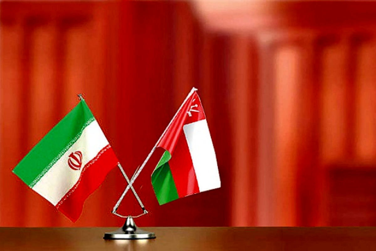 ایران باید روی عمان حساب ویژهای برای مذاکره با اروپا باز کند