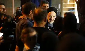 حضور خاتمی و هادی خامنه‌ای در مراسم عزاداری تاسوعای حسینی/ ویدئو