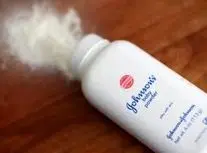 پودر کودک، عامل سرطان؟/ ویدئو