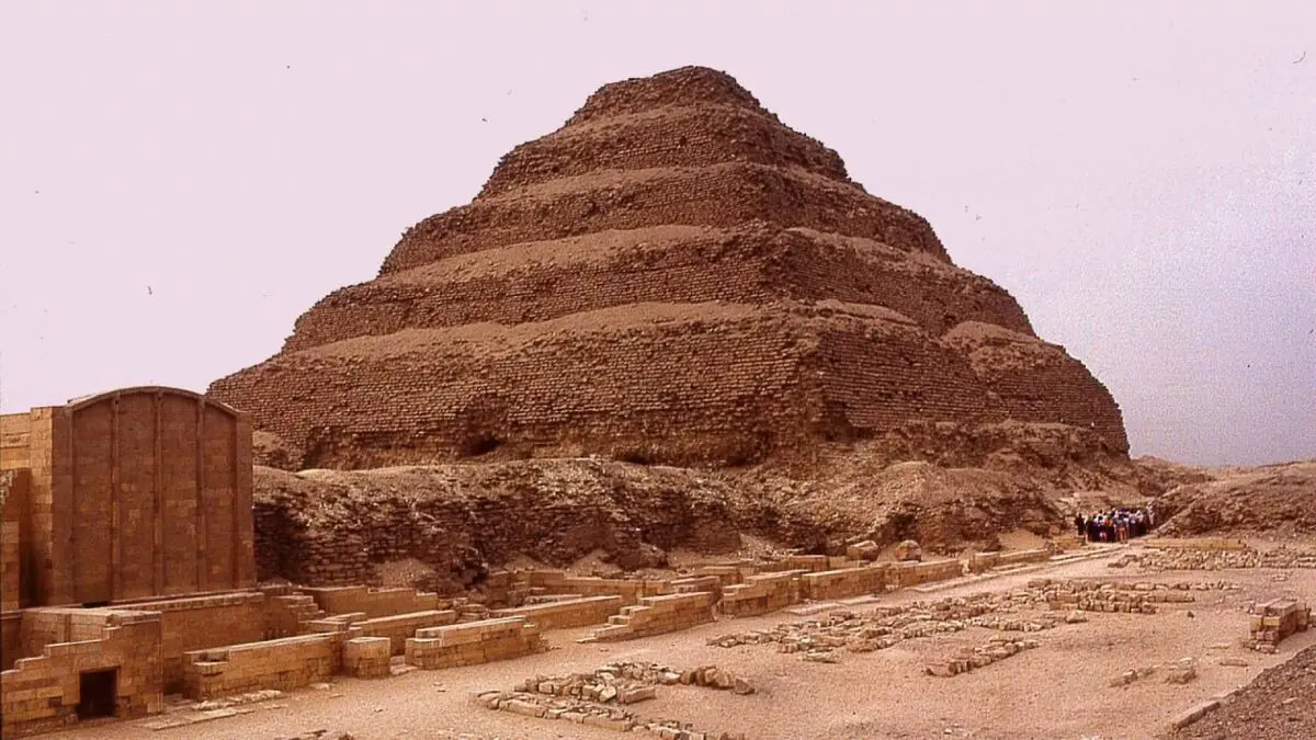 رازهای گورستان مرموز سقاره؛ چرا بسیاری از مصریان باستان در آن دفن شدند؟

