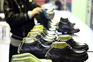 انتقاد تولیدکنندگان کفش: برای تامین مواد اولیه پتروشیمی دچار مشکل هستیم