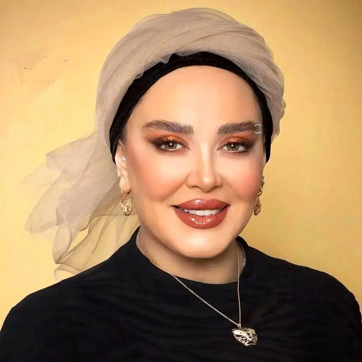 بهاره رهنما اینبار با تیپ لوک خوش‌شانس نمایان شد/ عکس