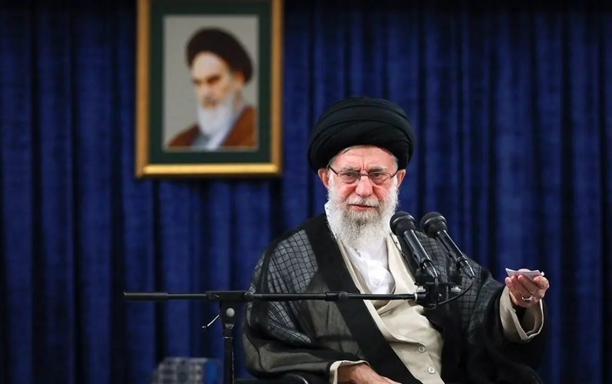 دیدار دختر شهید رضایی‌نژاد و پسر شهید احمدی‌روشن با رهبر انقلاب/ ویدئو