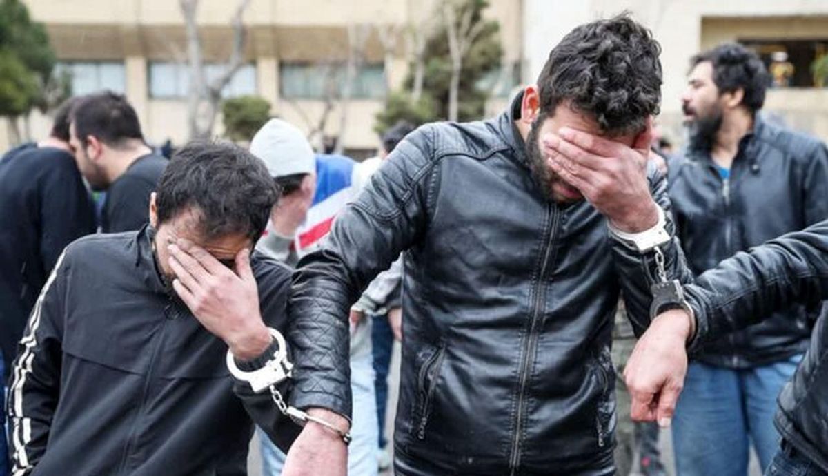 عاملان پخش شکلات های مسموم دستگیر شدند