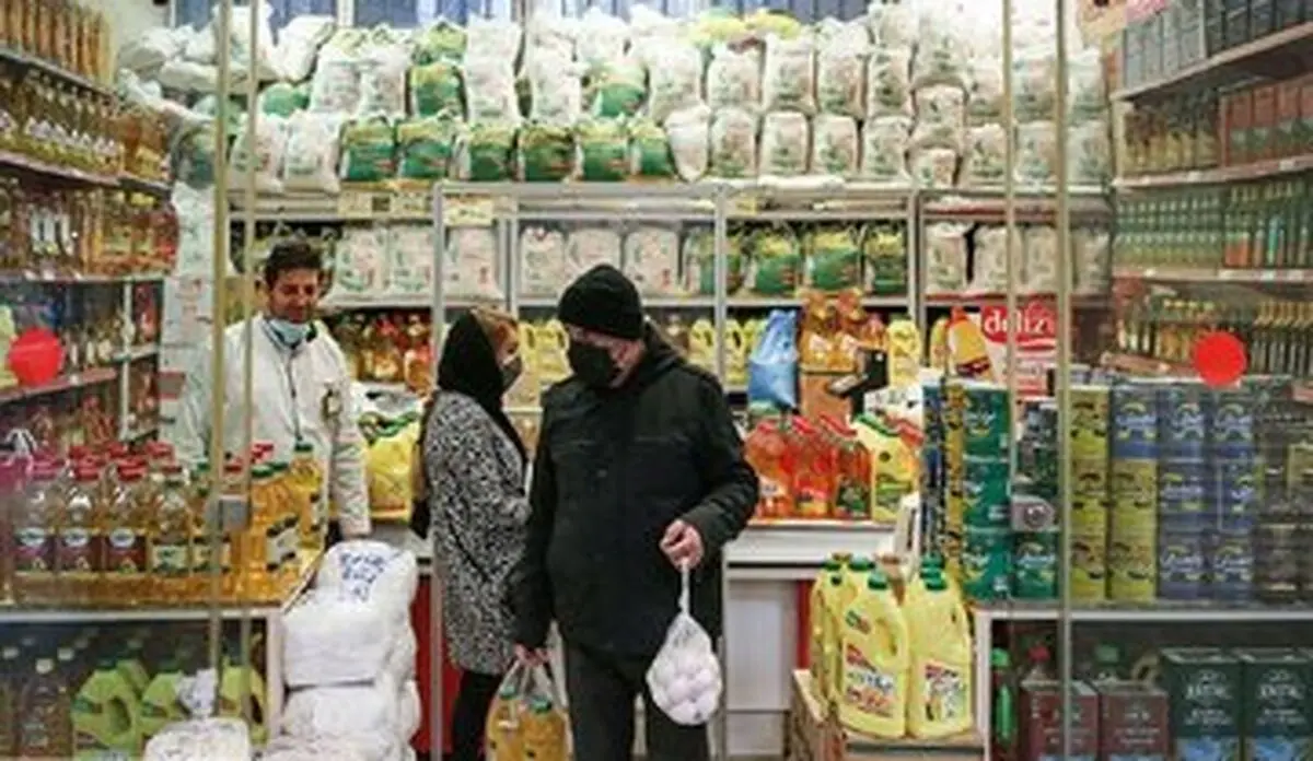 وقتی دلار بالا می رود قیمت ها به آن می چسبد، ولی وقتی پایین می آید از آن جدا نمی شود