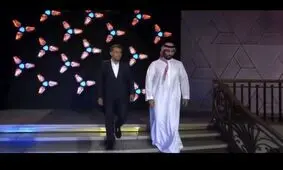 امانوئل مکرون و محمد بن سلمان در حال تماشای فینال جام جهانی ورزش‌های الکترونیکی