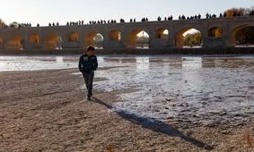 بحران آب یزد و اصفهان به کجا می‌رسد/وزیر نیرو در چه حالی است؟