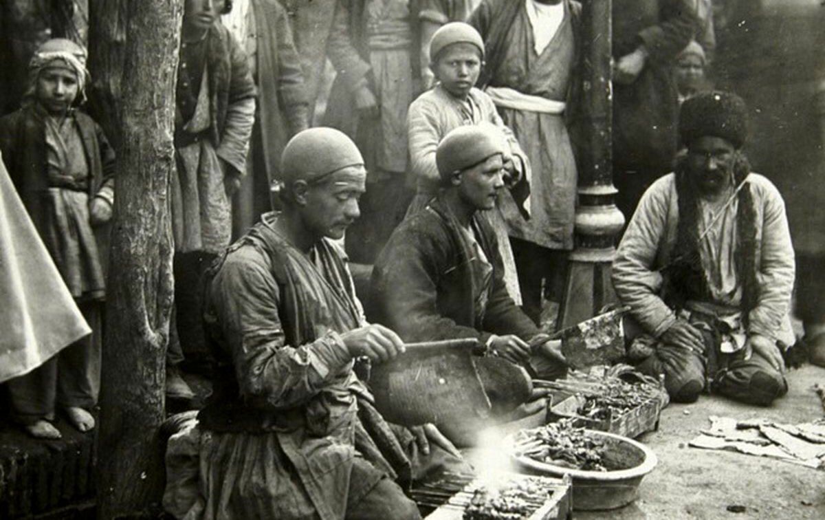 عکسهای باورنکردنی از بازار تهران در زمان قاجار