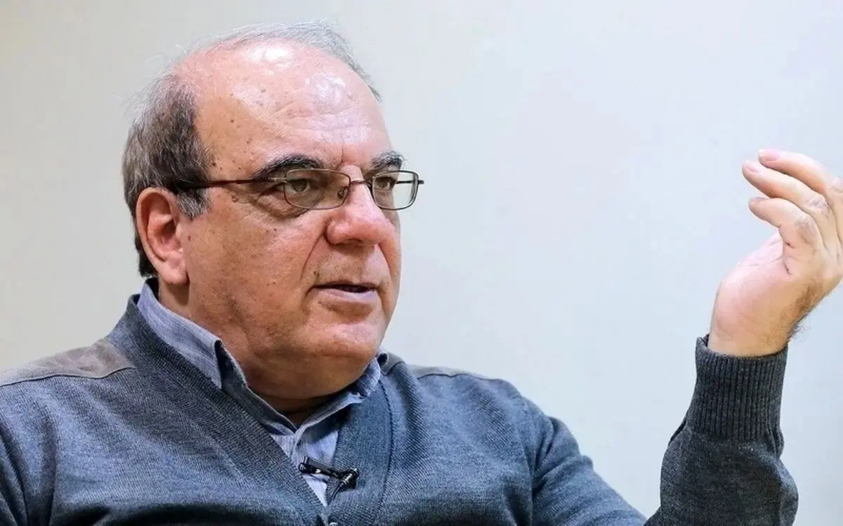 مسجد را در تقابل با نهادهای دیگر قرار دادن، اعتبار نهاد دین را افزایش نمی‌دهد