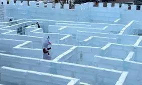 هزارتوی یخی، تفریح پرطرفدار زمستانی/ ویدئو