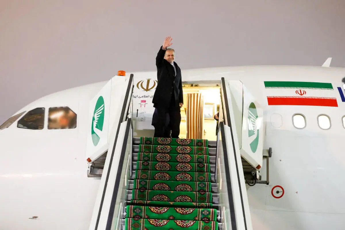 پزشکیان عشق‌آباد را به مقصد تهران ترک کرد

