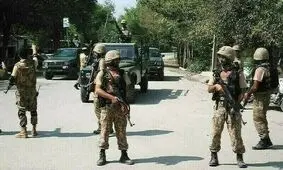  وقوع چند انفجار ناشی از پرتاب راکت و آتشباری شورشیان ایالت بلوچستان/ ۵ تروریست وابسته به تجزیه‌طلبان بلوچ توسط ارتش پاکستان کشته شدند

