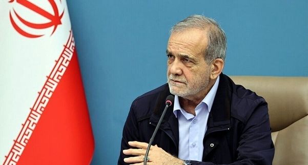 پزشکیان: کشور نمی‌تواند بر اساس سلیقه یا نسخه های تک بعدی اداره شود/ شکی نیست که بنزین را باید گران کرد/ ویدئو