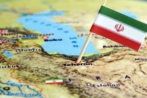 بلوک امنیت‌گرا بر همه شئون امنیتی، اقتصادی و سیاست خارجی کشور تسلط دارد/ جریان توسعه‌گرا عملا تأثیر چندانی نمی‌تواند بگذارد/ قدرت اقتصاد در 2 دهه اخیر به یک سوم کاهش یافت و کشور زیر سایه جنگ است/ سیاست خارجی امنیت‌گرا نه توسعه اقتصادی آورد و نه امنیت