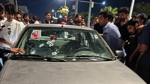 شلیک به خودروی شهروند زاهدانی در جریان درگیری مسلحانه/ ویدئو