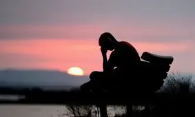 راه‌های نجات از افسردگی؛ از تغییر رژیم غذایی تا پیوستن به گروه سرود