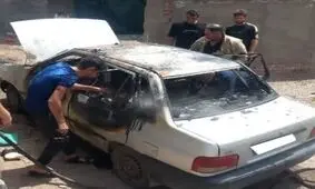 انفجار گوشی تلفن همراه، خودروی پراید را به آتش کشید