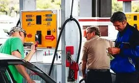 تاکسی های اینترنتی با چه نرخی بنزین می‌زنند؟