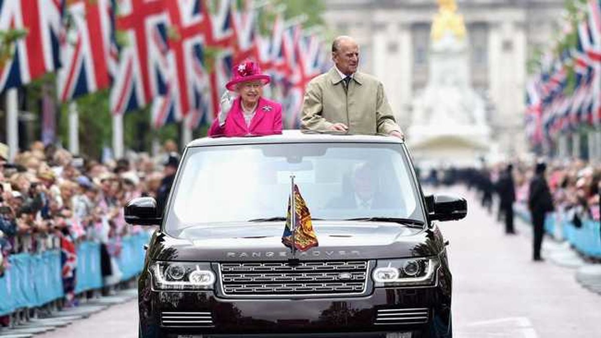 مرگ ملکه الیزابت دوم و واکنش خودروسازان مطرح جهان!/ تصاویر