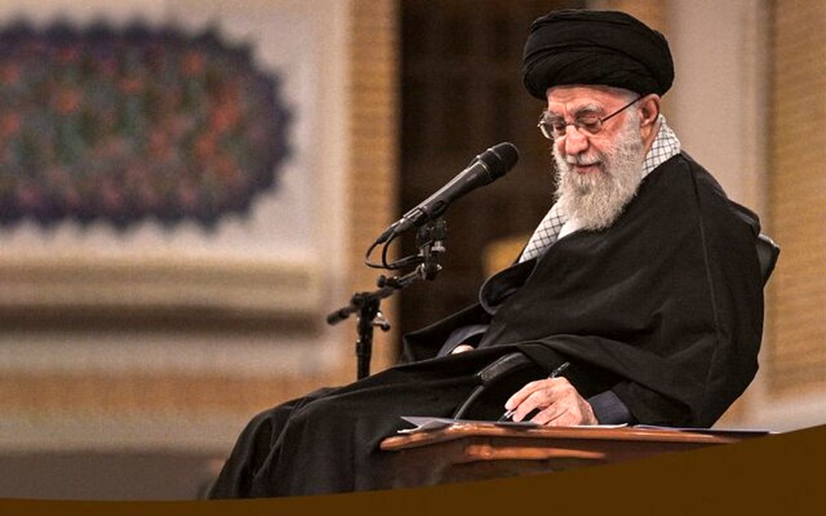 حضرت آیتالله خامنهای: برائت امسال باید فراتر از موسم حج در جهان ادامه یابد