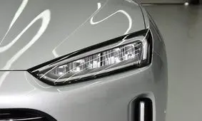 آیتو ام5 چگونه خودرویی است؟ / تصاویر