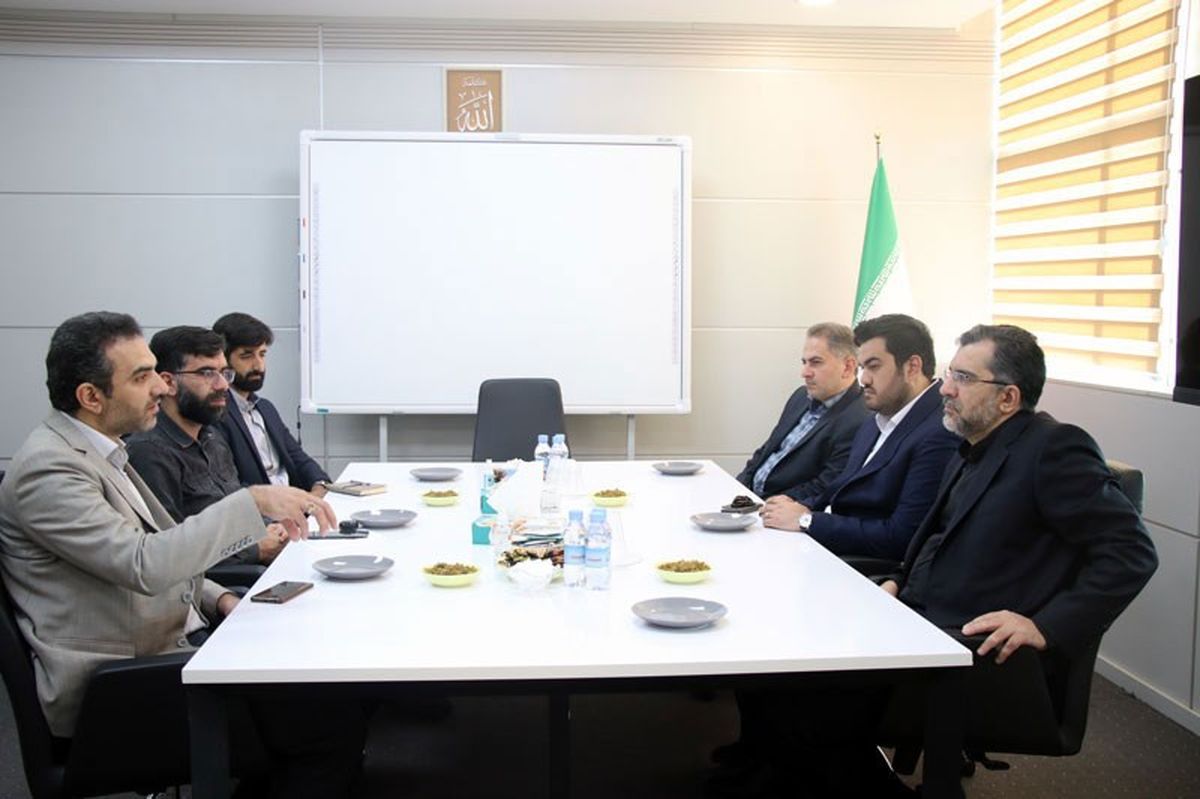 مجلس از ابزارهای نوآورانه و ظرفیت نخبگانی در امر قانونگذاری و نظارت بر حسن اجرای قوانین کمک بگیرد