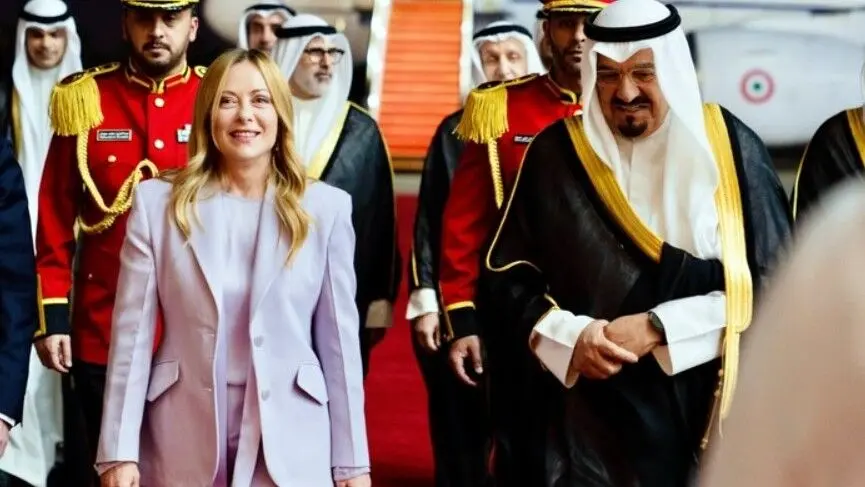 ذوق‌زدگی عجیب امیر کویت هنگام دیدار با جورجیا ملونی | ببینید