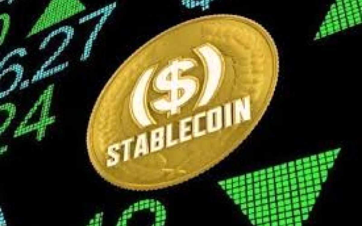 آیا دلار مصنوعی اتنا تاریخ ساز میشود؟
