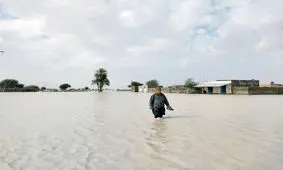 سیل تخریب‌گر و هشدار درباره شیوع بیماری‌های عفونی