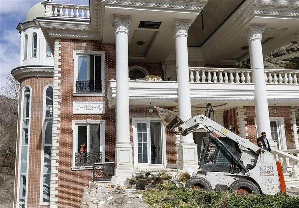 وضعیت ابر‌ویلای معروف جاده چالوس بعد از ‌تخریب/ ویدئو