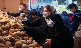 سیب‌زمینی روی دست موز بلند شد!

