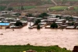 روستای "تنگ محمدحاجی" بروجرد تخلیه شد