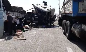 تصادف زنجیره ای پنج خودرو در آزادراه تبریز- زنجان/ مصدومیت ۱۱ نفر