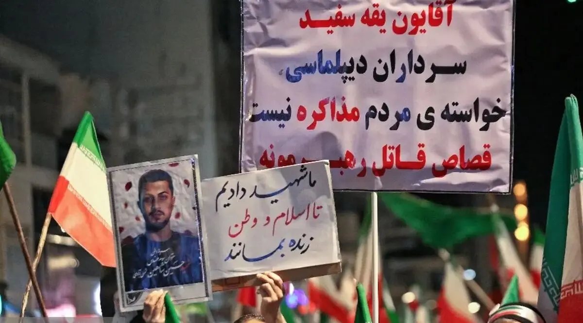 باید میان خونخواهی و شتابزدگی تفاوت قائل شد/ خونخواهی یک احساس مقدس ملی است، اما تبدیل آن به راهبرد نیازمند عقلانیت و تدبیر است/ کشور ضعیف را به مذاکره دعوت نمی‌کنند؛ به او دیکته می‌کنند