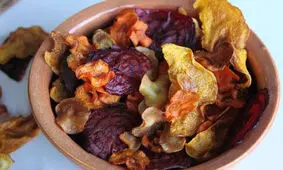 طرز تهیه چیپس سبزیجات در منزل