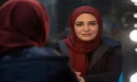  لیندا کیانی در درامی سیاسی در دلِ التهابات سال ۶۰/ عکس