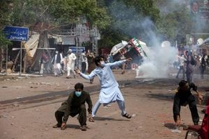 پاکستان، کشور وحشت/ چرا اسلام آباد علیه تروریست ها اقدامی نمی کند؟/ ارتش، قاچاق و جنبش های سلفی، مثلثی که ساختار پاکستان را شرح می دهد