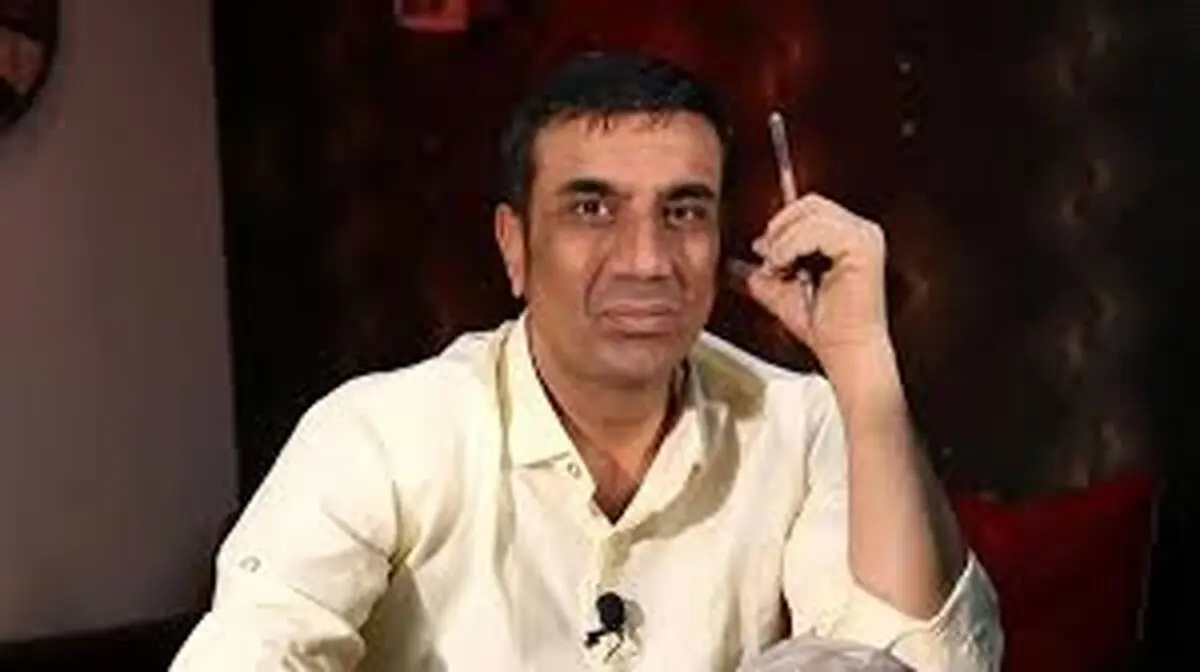 نصرالله رادش: حالم از 50 درصد همکارانم به هم می خورد/ خیلی چندش آورید، خجالت بکشید از این همه دروغ و ریا کاری/ ویدئو 