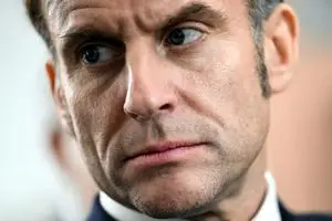 ویدئوی جعلی کودتا در فرانسه که خود مکرون هم باور کرد!