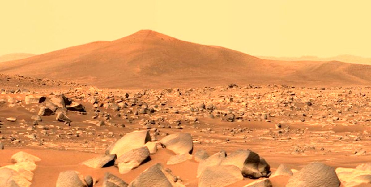 نماد فیلم علمی تخیلی «پیشتازان فضا» سر از مریخ درآورد!/ عکس
