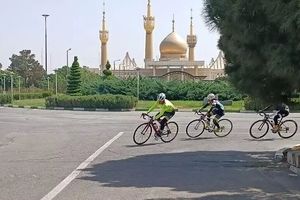 برگزاری مسابقات دوچرخه سواری زنان در حرم امام خمینی (ره)

