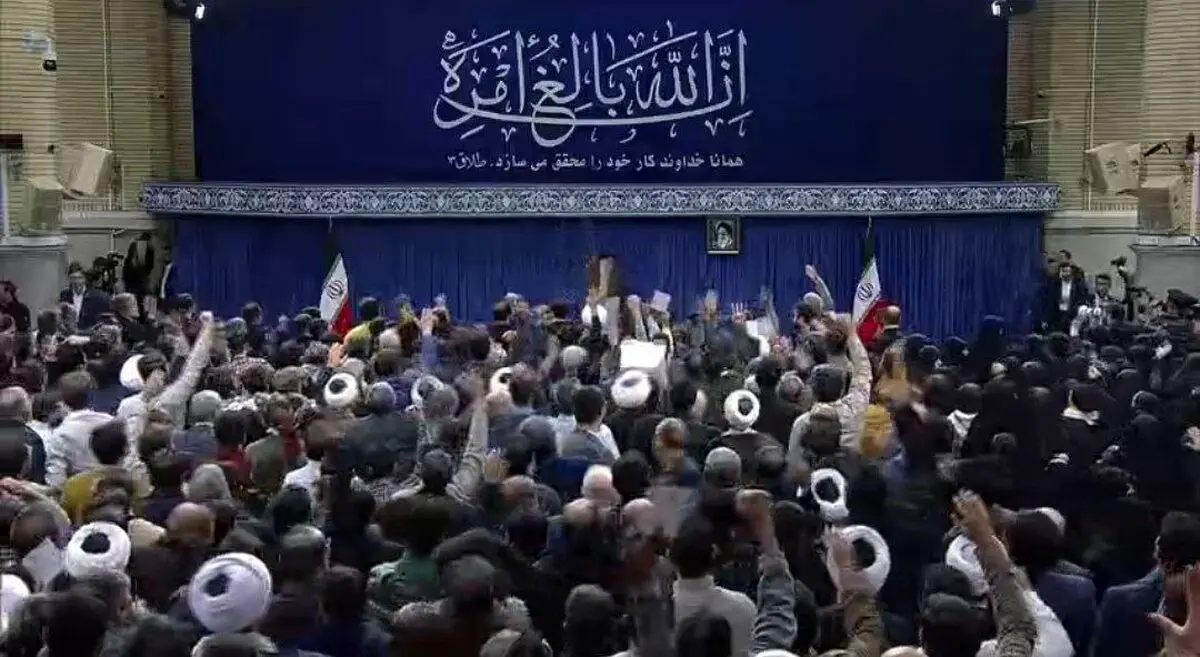 چرا پخش زنده بیانات امروز رهبر انقلاب قطع شد؟

