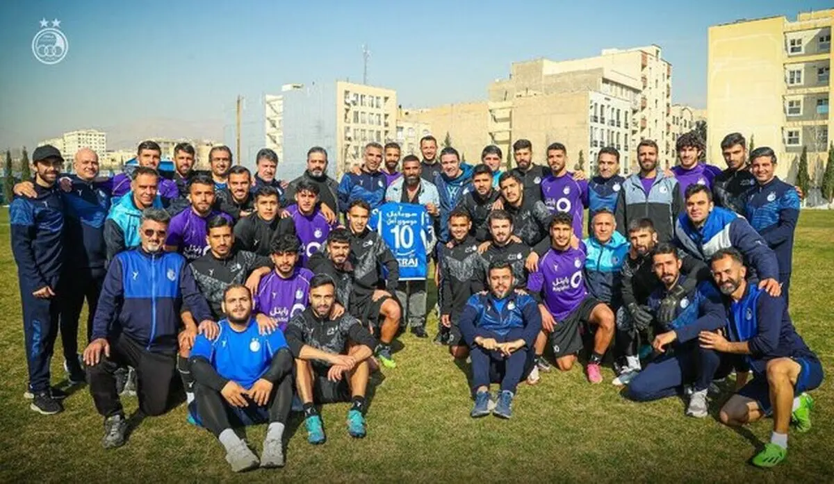 هافبک استقلال بخشیده شد

